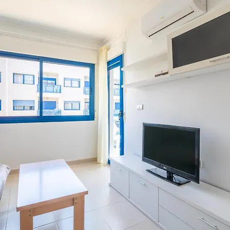 Hills Apartment *